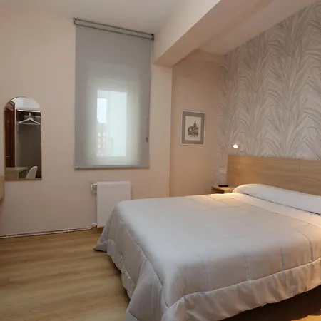 Ros Mary Hotel *