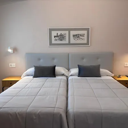 Отель Ros Mary Рибадео